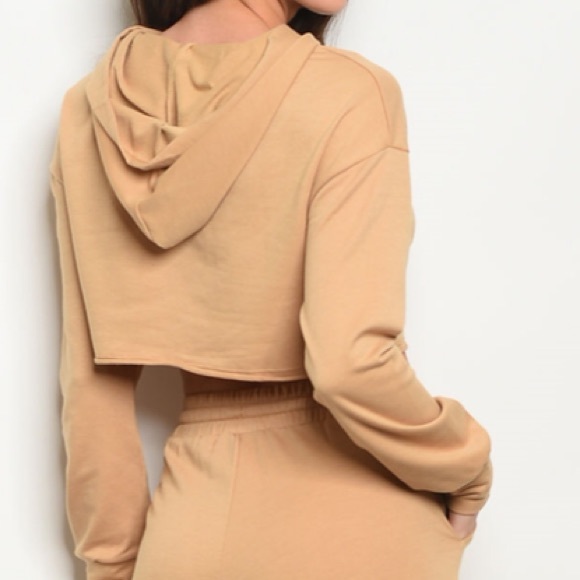 ❄️LAST1️⃣//TAN HOODIE JOGGERS SET - Picture 3 of 5